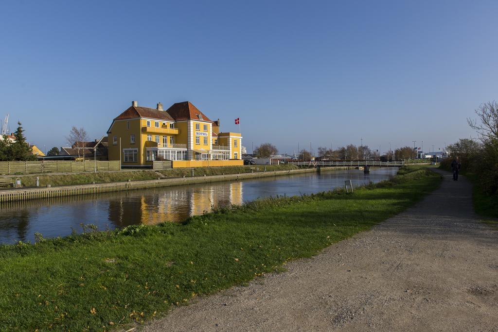 Badehotellet Grenaa Strand Экстерьер фото
